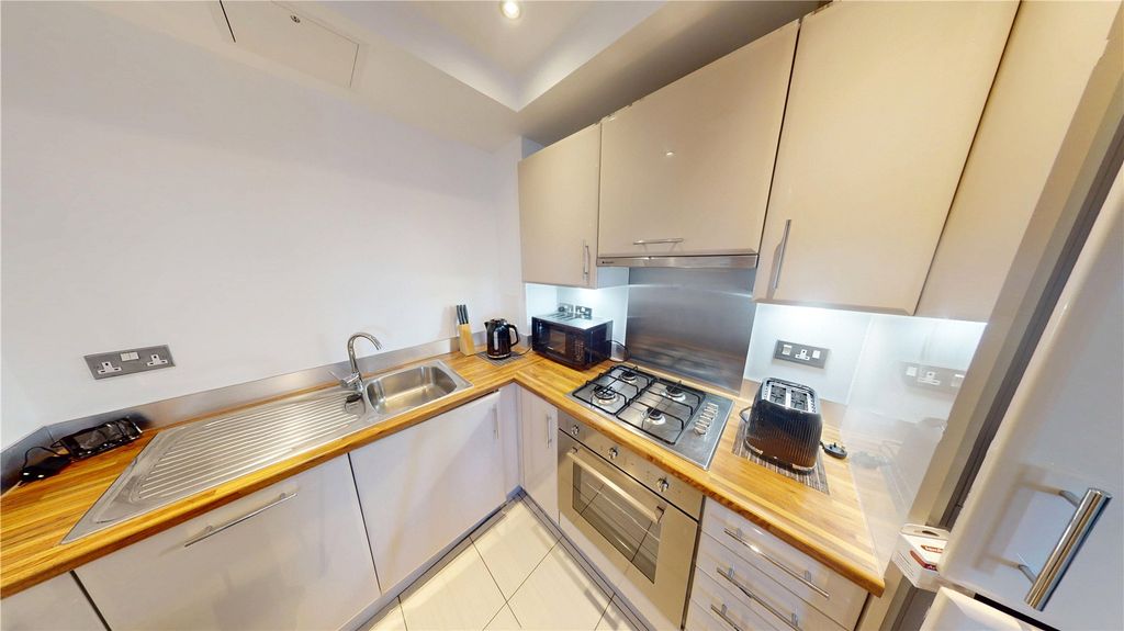 Property photo 2 of 8 Picture No. 08