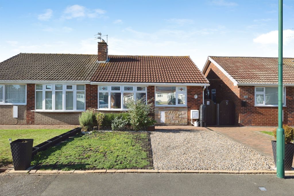 Property photo 2 of 13