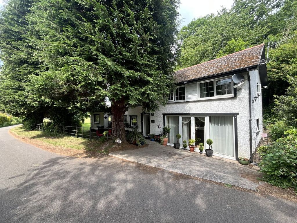 Property photo 1 of 29
