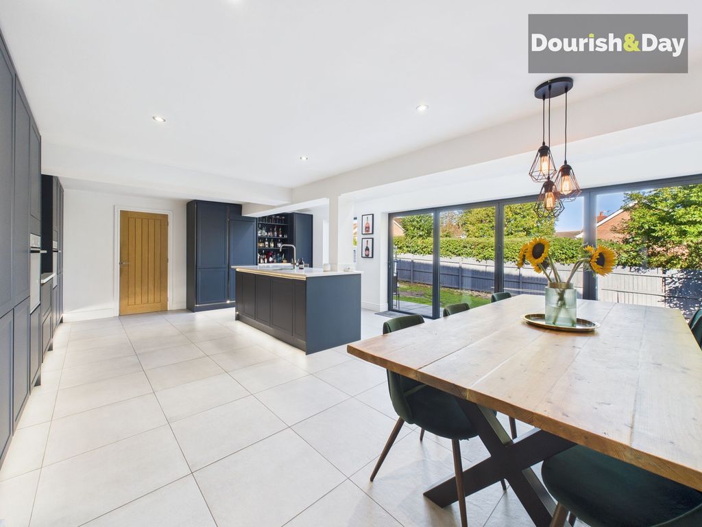 Property photo 2 of 19 Kitchen / Living Diner