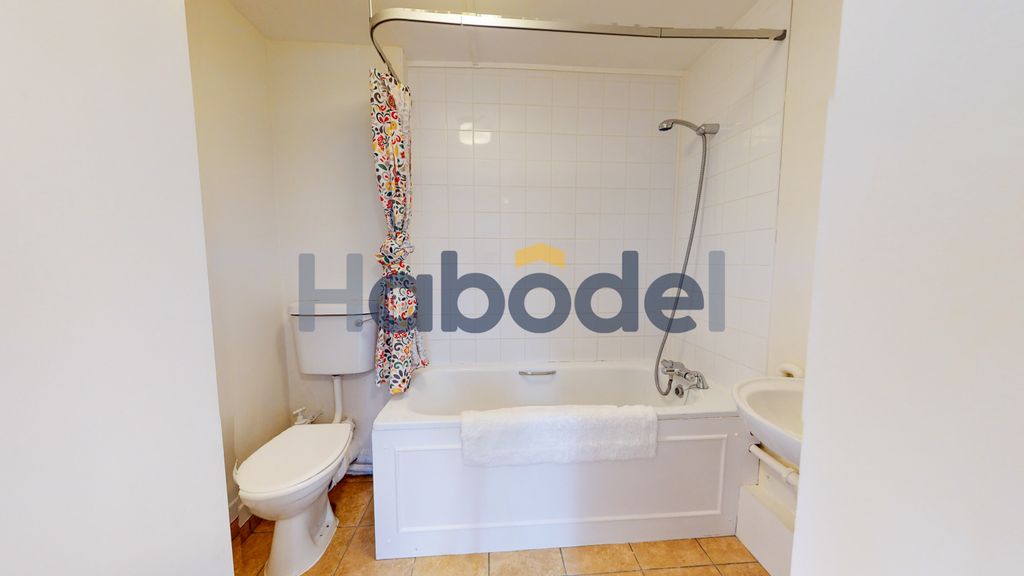 Property photo 3 of 8