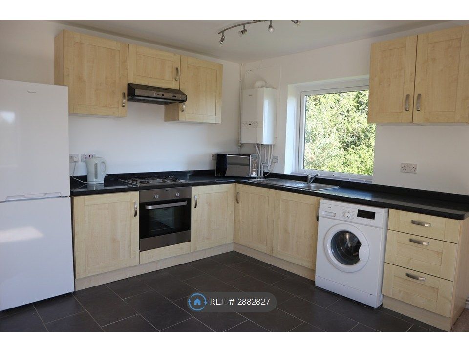 Property photo 2 of 11