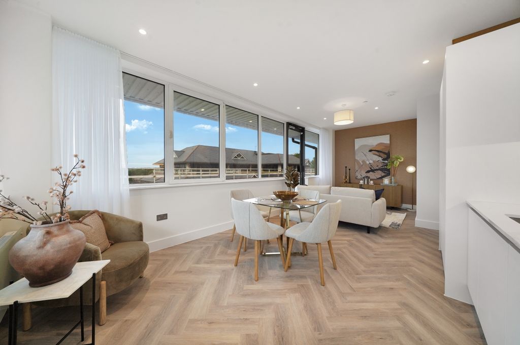 Property photo 1 of 14 Flat 56, Drake Ho...