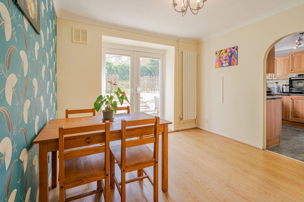 Property photo 3 of 22