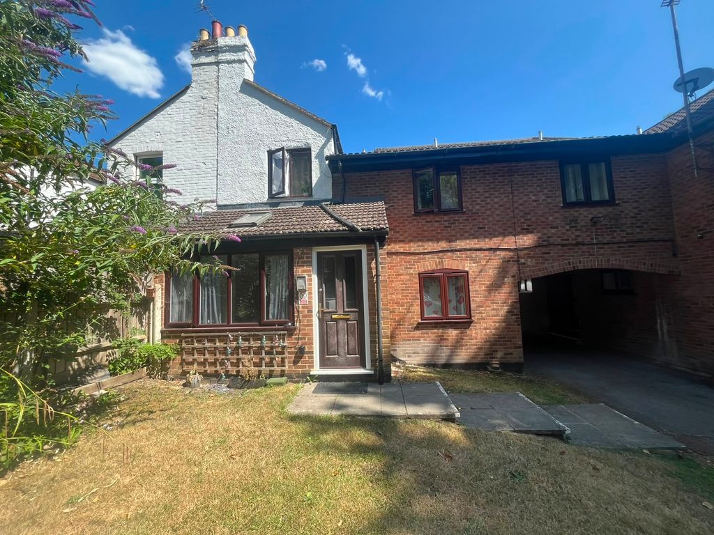 Property photo 1 of 9