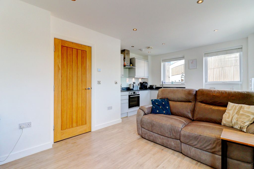 Property photo 2 of 9 Picture No. 05