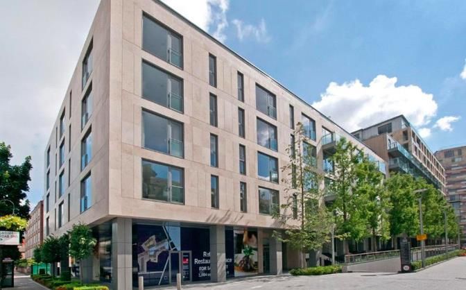 Property photo 2 of 14 Grosvenorwaterside-Gatliff-Road- London