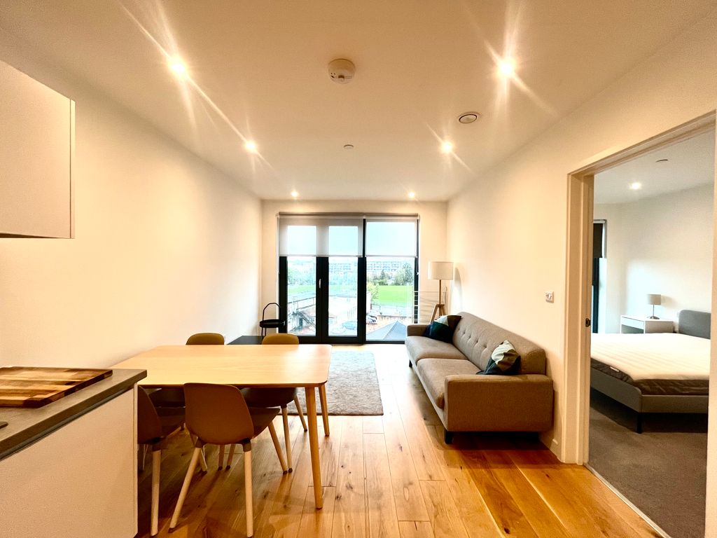 Property photo 3 of 7 Img_6993