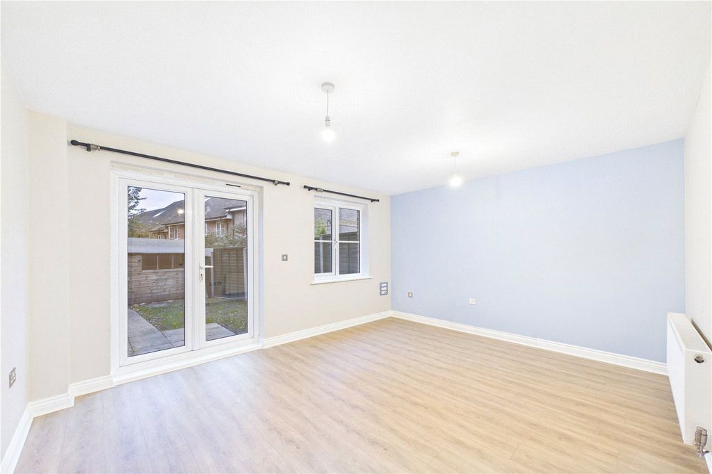 Property photo 3 of 14 Picture No. 04