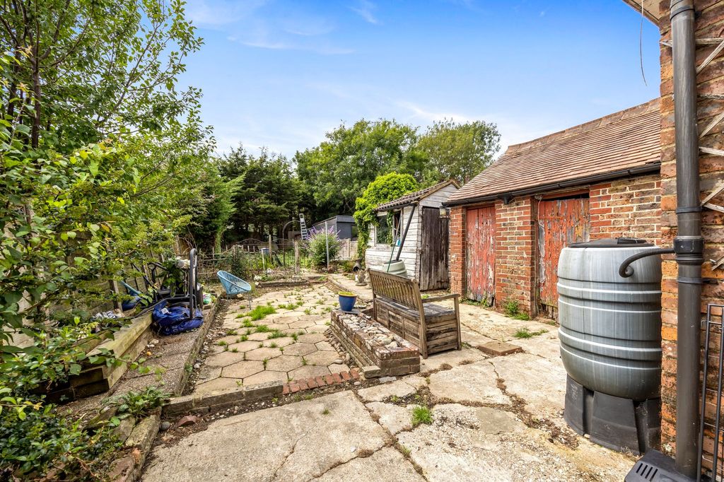 Property photo 2 of 18 Rear Garden