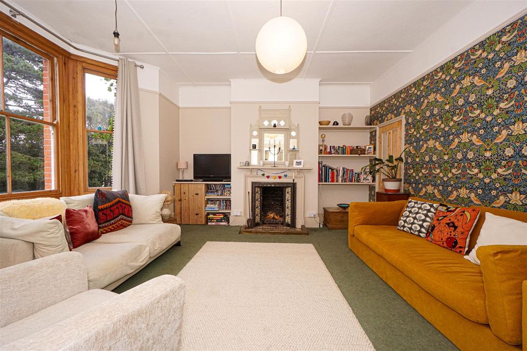 Additional image 13 of 4 bed maisonette for saleLower Park Road, Hastings TN34