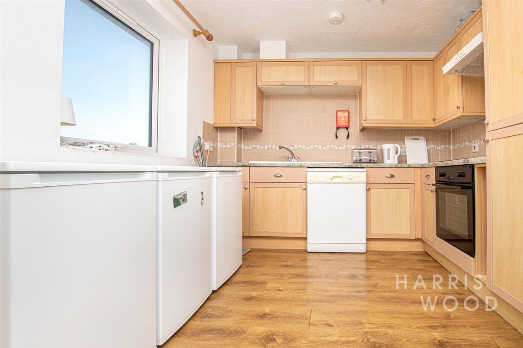 Property photo 3 of 5 Picture No. 02
