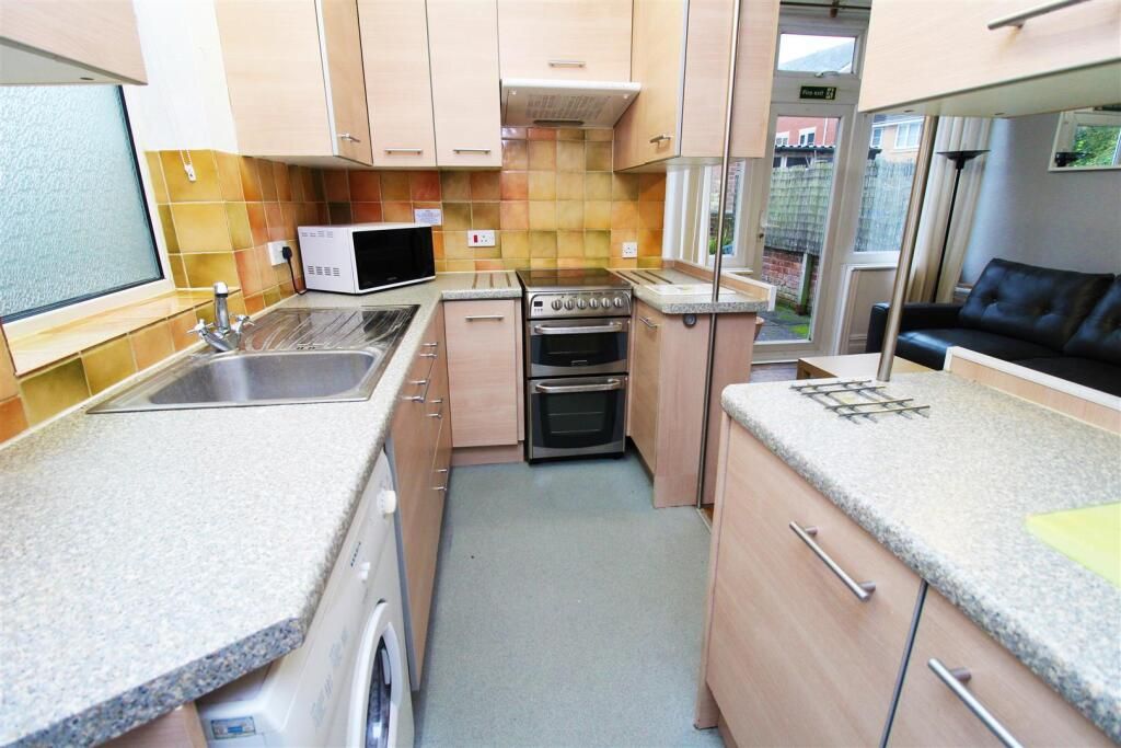 Property photo 3 of 4