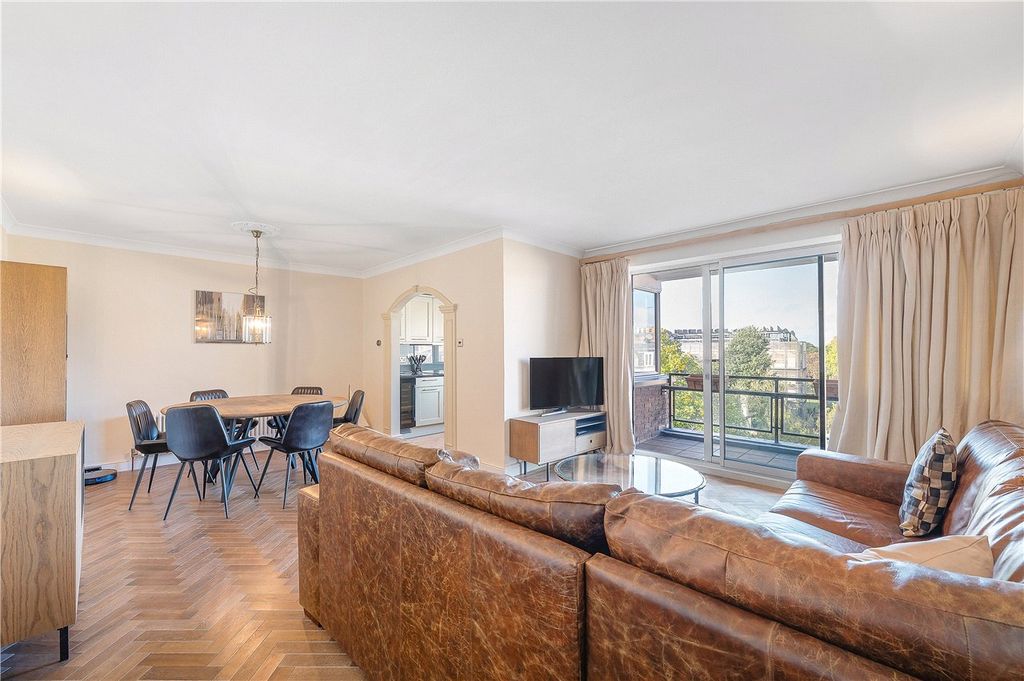 Property photo 2 of 25 Reception