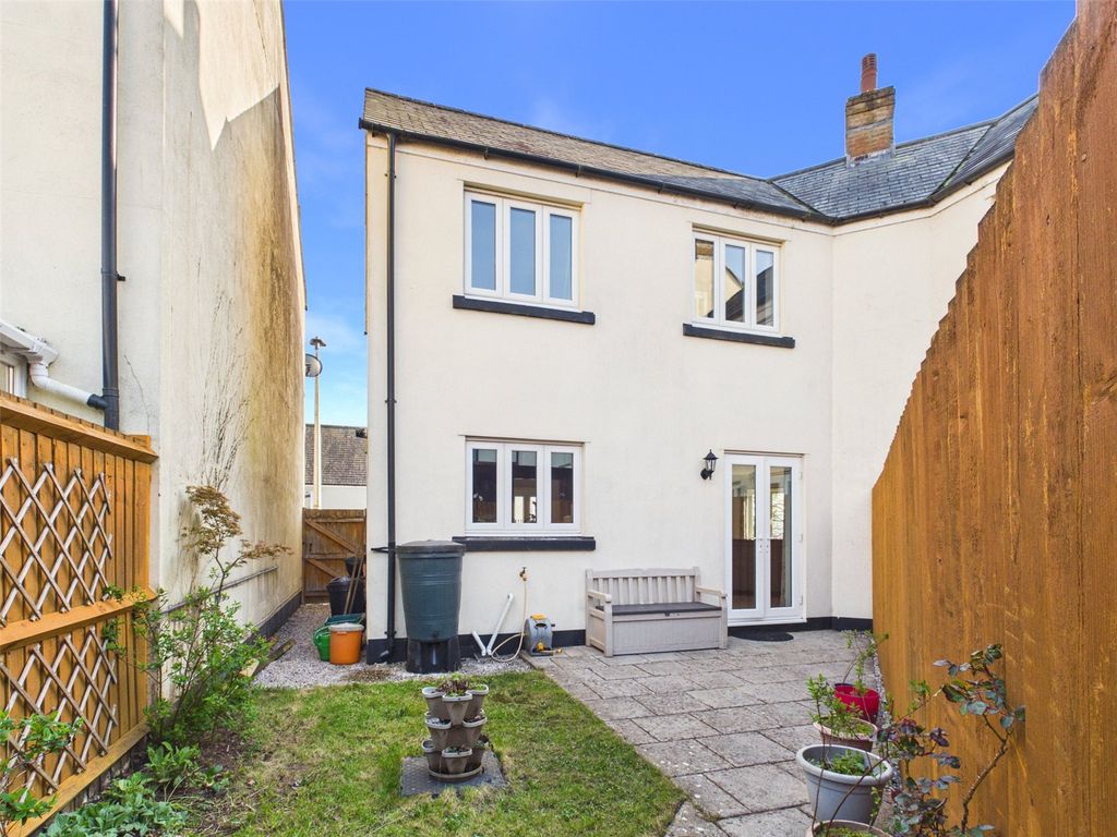Property photo 2 of 16 Rear Garden