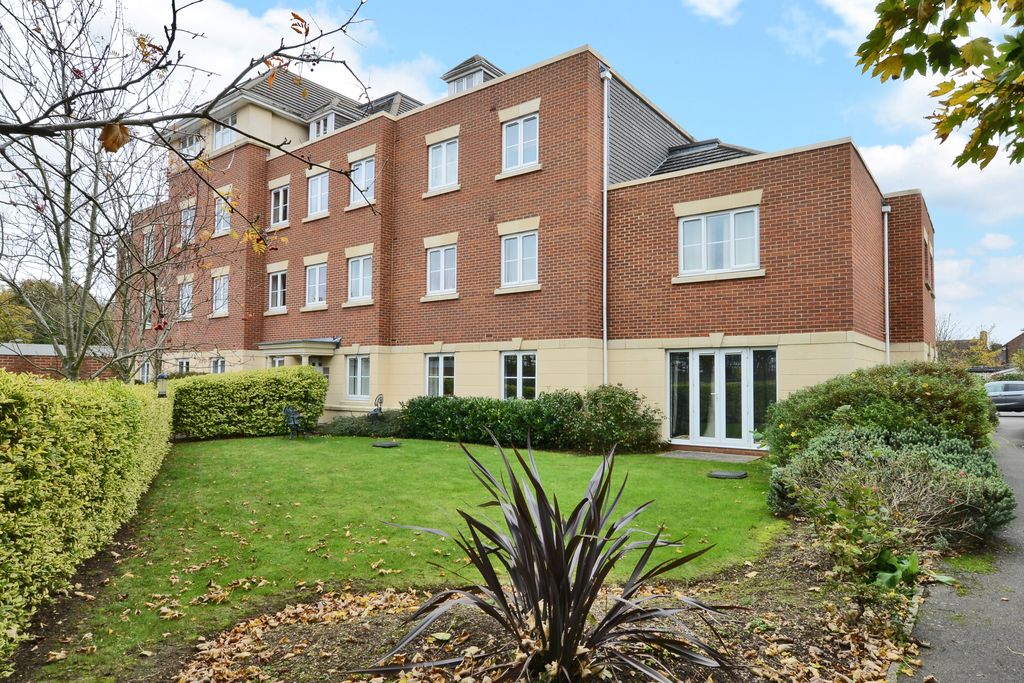 Property photo 1 of 12 1
