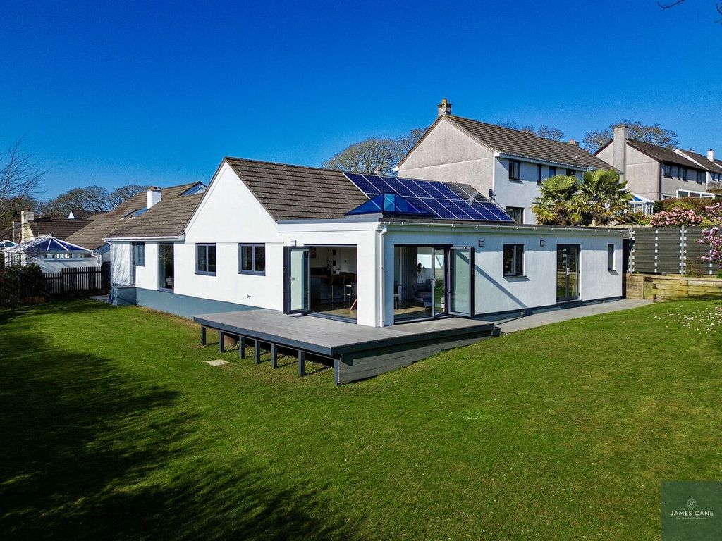 Property photo 1 of 22