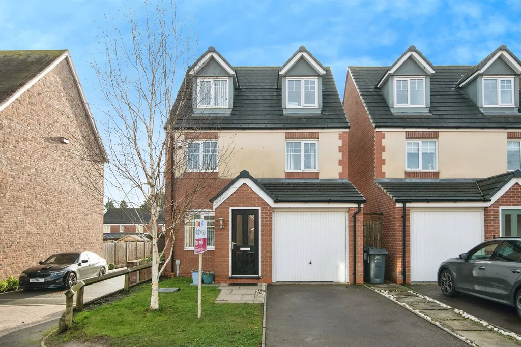 House in Birmingham, World's End - View 3