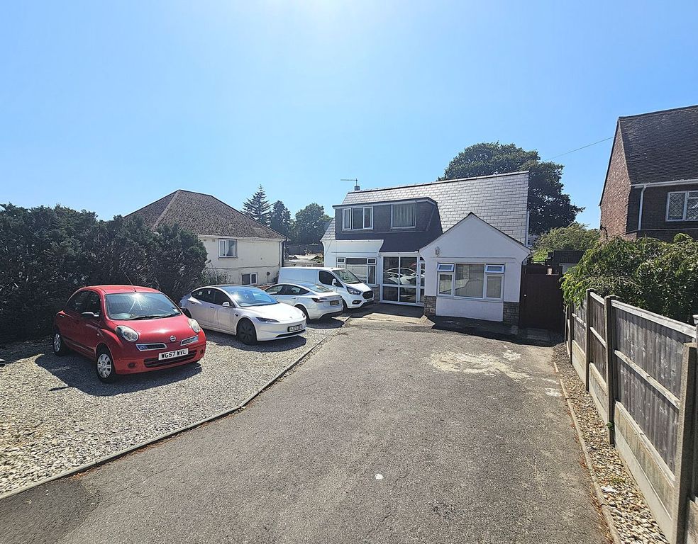 Property photo 1 of 39