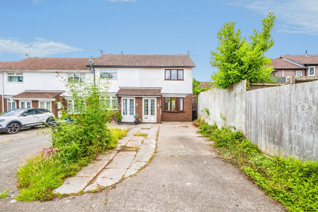 Property photo 1 of 12