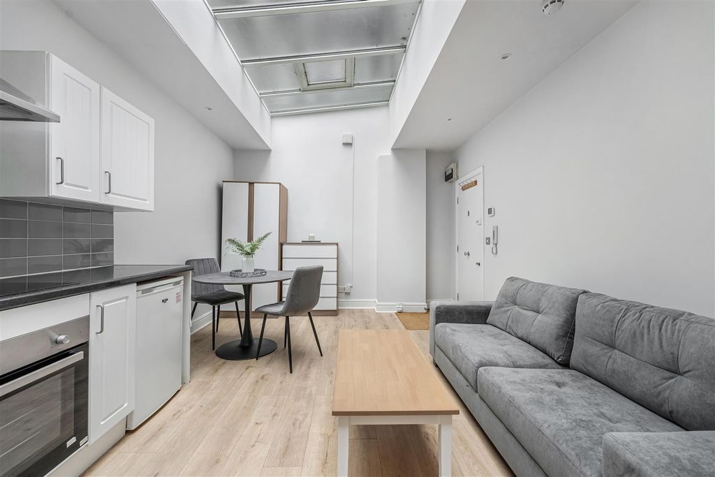 Property photo 3 of 7 _Akp0674.Jpg