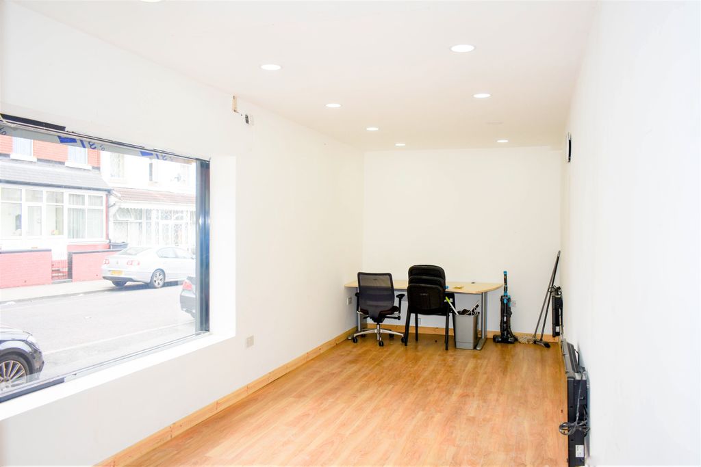 Property photo 3 of 3