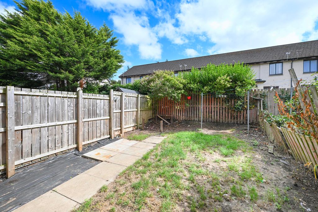 Property photo 3 of 29 Rear Garden