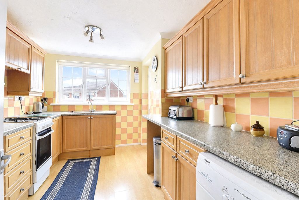 Property photo 2 of 14 2 - Picture No. 04