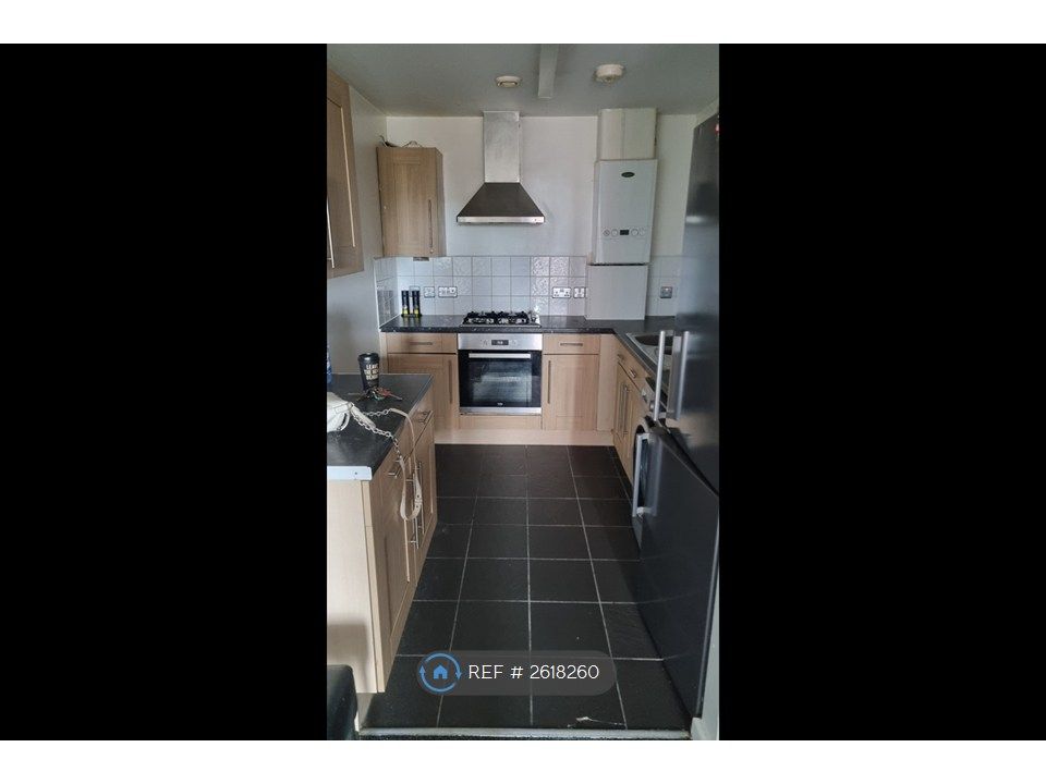 Property photo 1 of 5