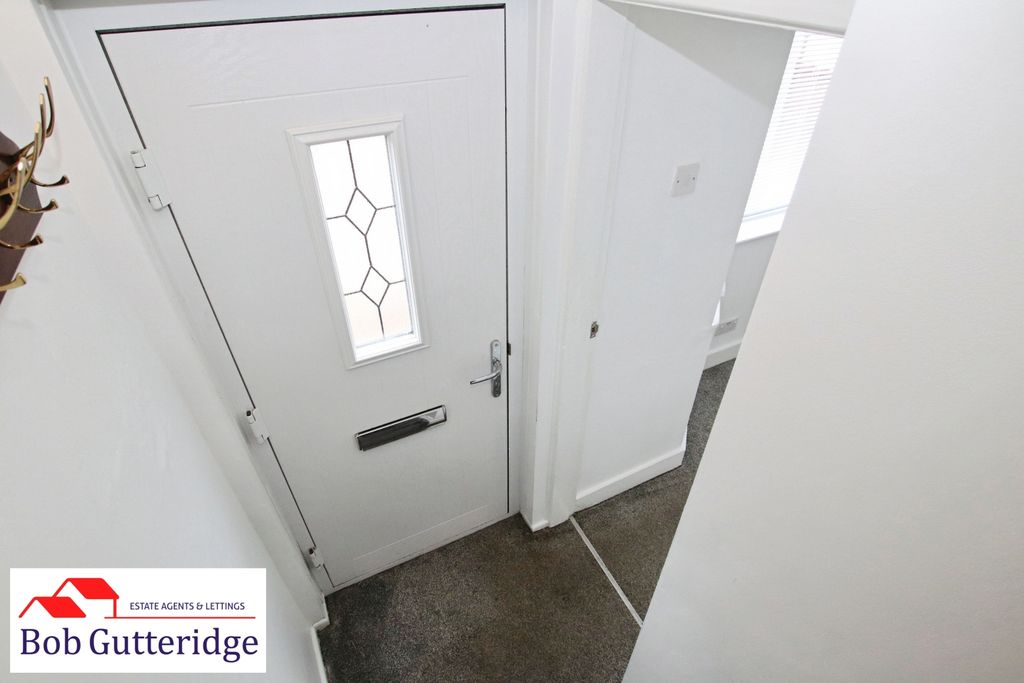 Property photo 3 of 29 Entrance Lobby