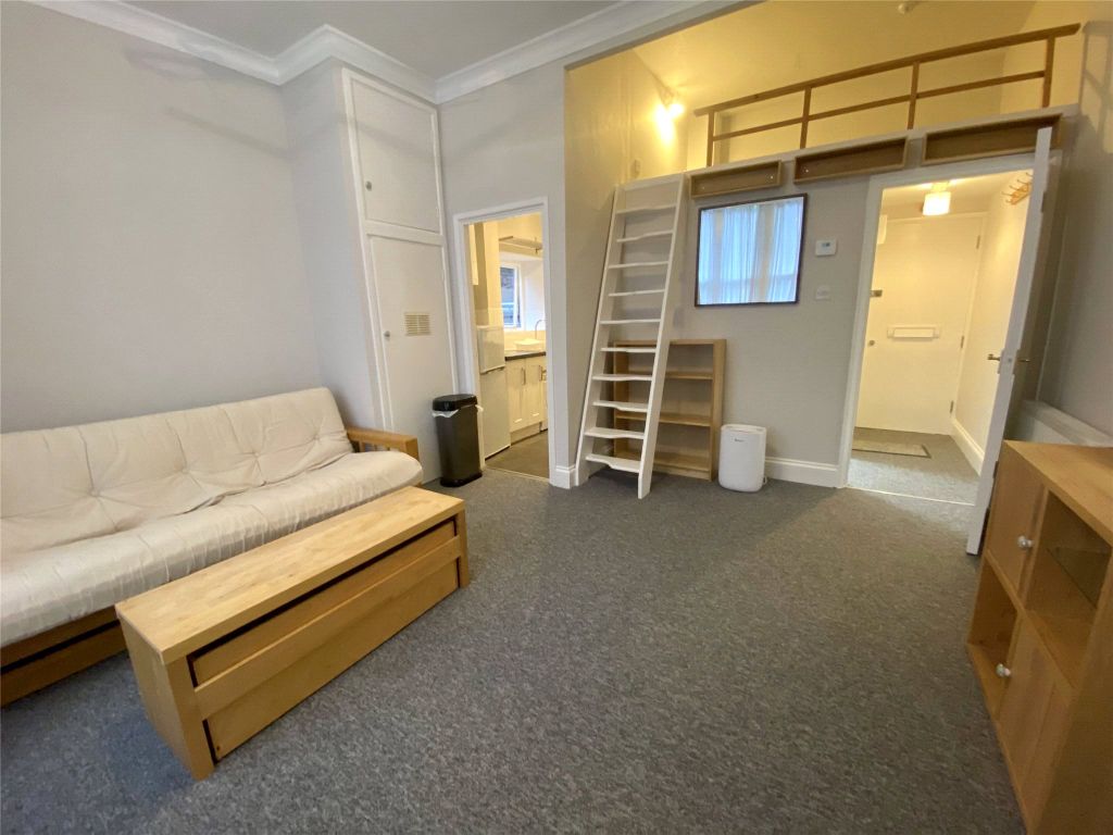 Property photo 3 of 23 Picture No. 05