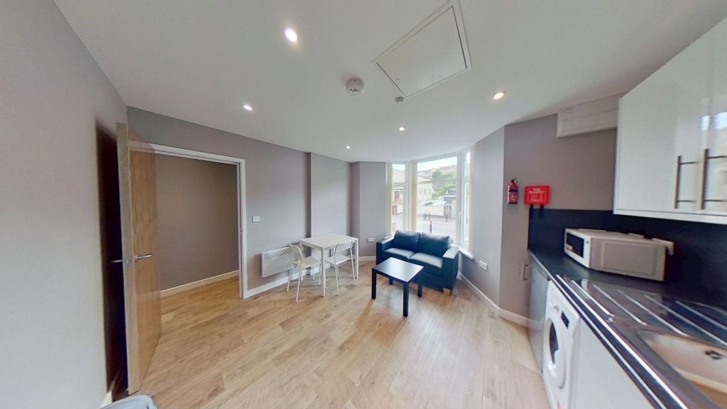 Property photo 2 of 5