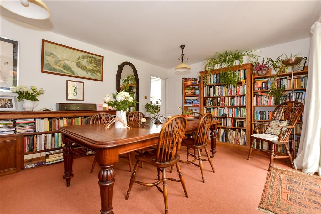 Property photo 2 of 14 Dining Room