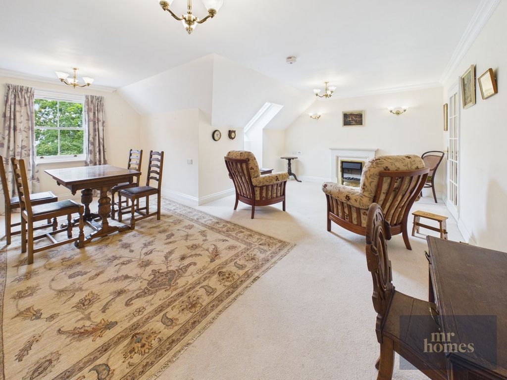 2 bed flat for saleCardiff Road, Llandaff, Cardiff CF5 photo 5