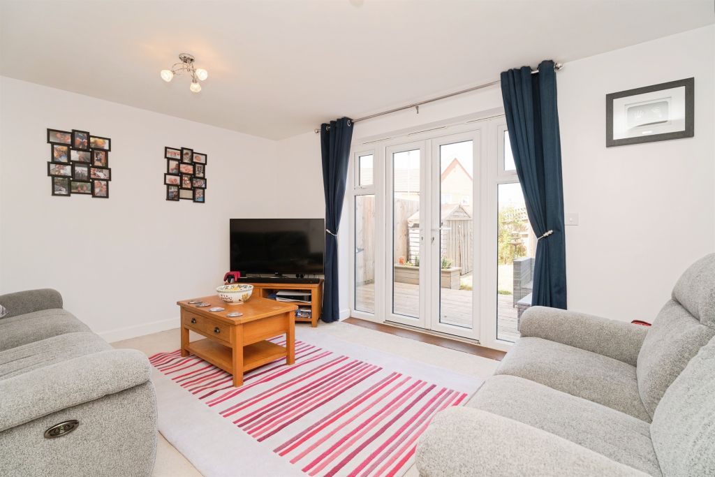 Property photo 3 of 17