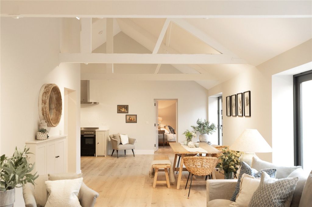 Property photo 3 of 30 Picture No. 26