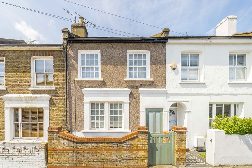 Property photo 1 of 1