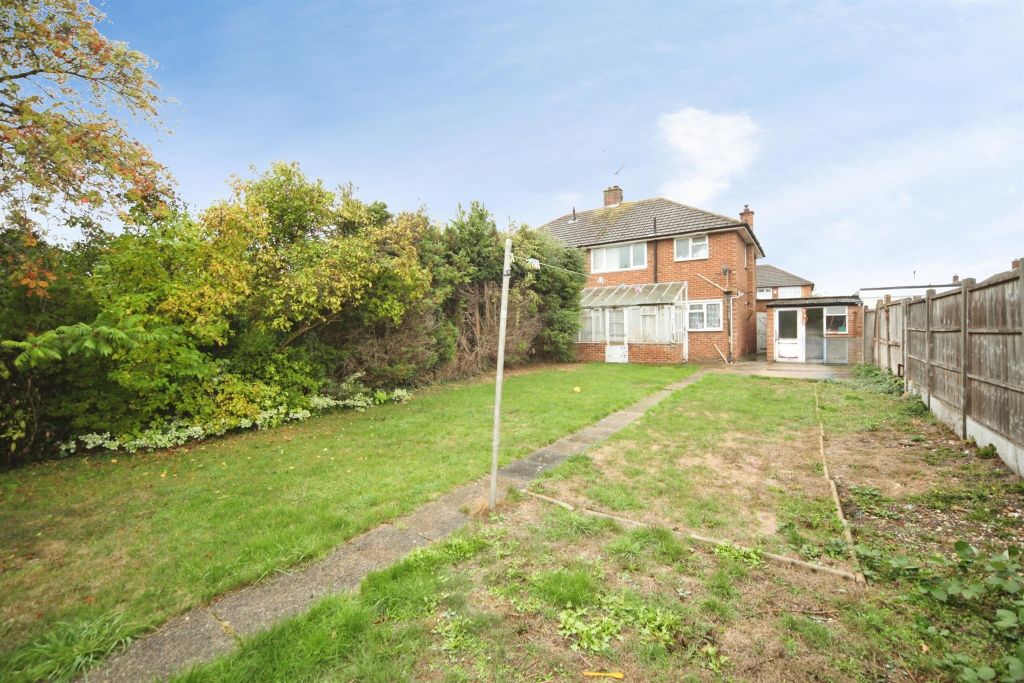 Property photo 2 of 11