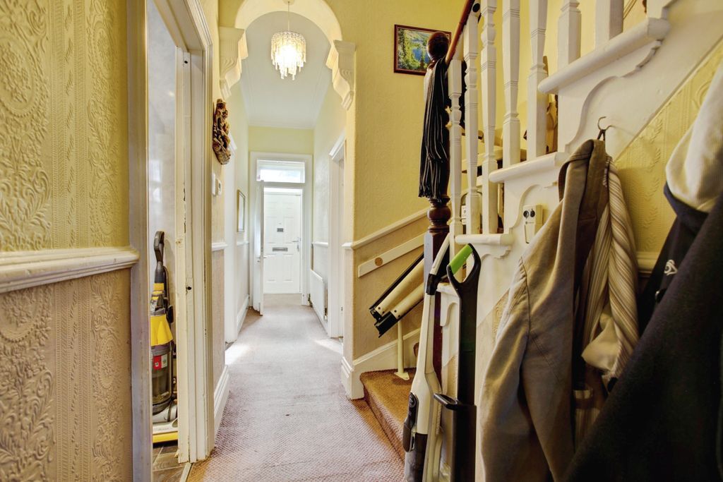 Property photo 2 of 15 165A7494_2456_5_2455_6_2457