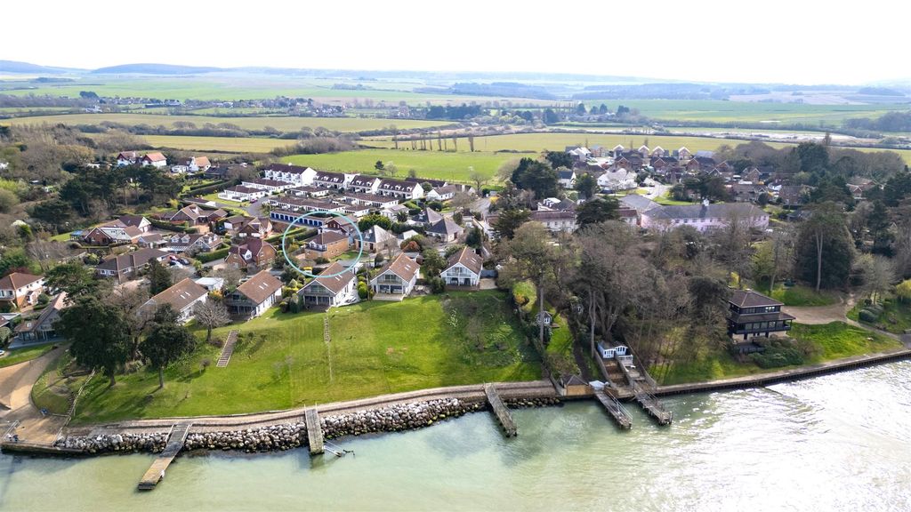 Property photo 2 of 17 Yarmouth_Spence Willard-2 Drone (2).Jpg