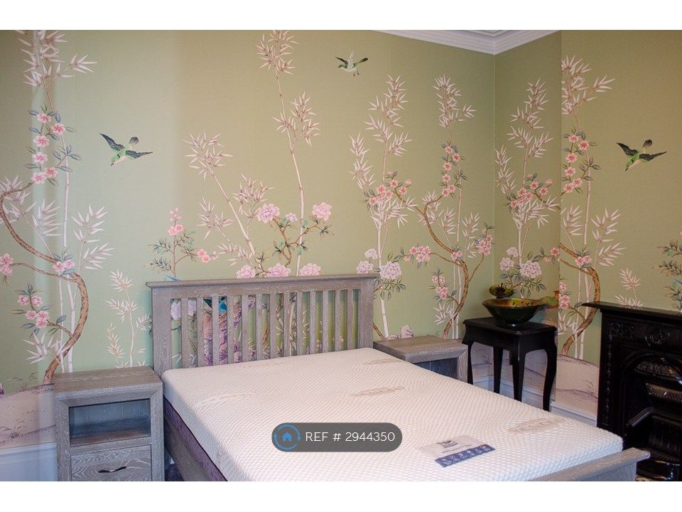 Property photo 3 of 15 Room 5