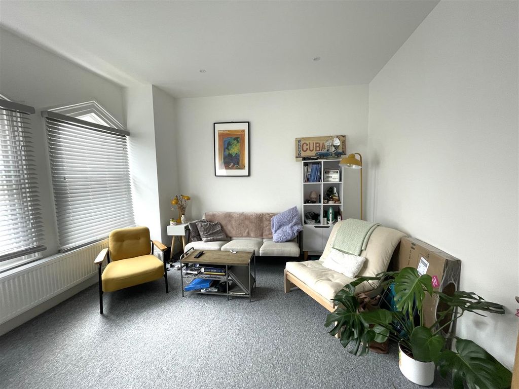 Property photo 2 of 9 Img_5353.Jpg