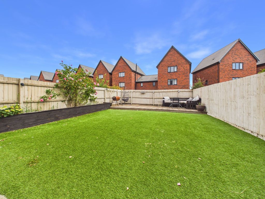 Property photo 2 of 16
