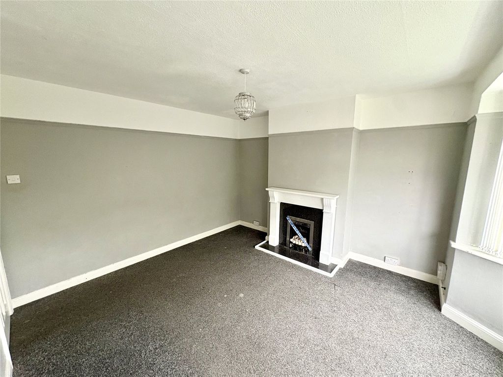 Property photo 3 of 21 Picture No. 05