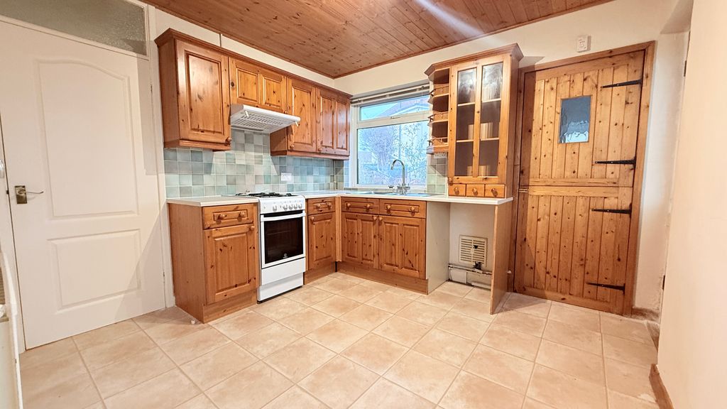 Property photo 3 of 22 Img_E6934