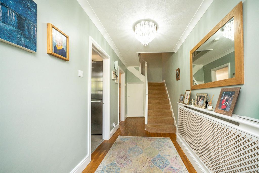 Property photo 2 of 17 9-Ullswater-Road-1009.Jpg