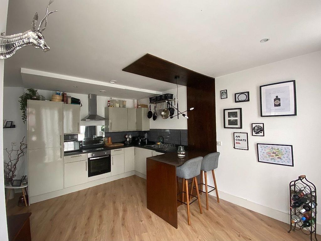 Property photo 1 of 5