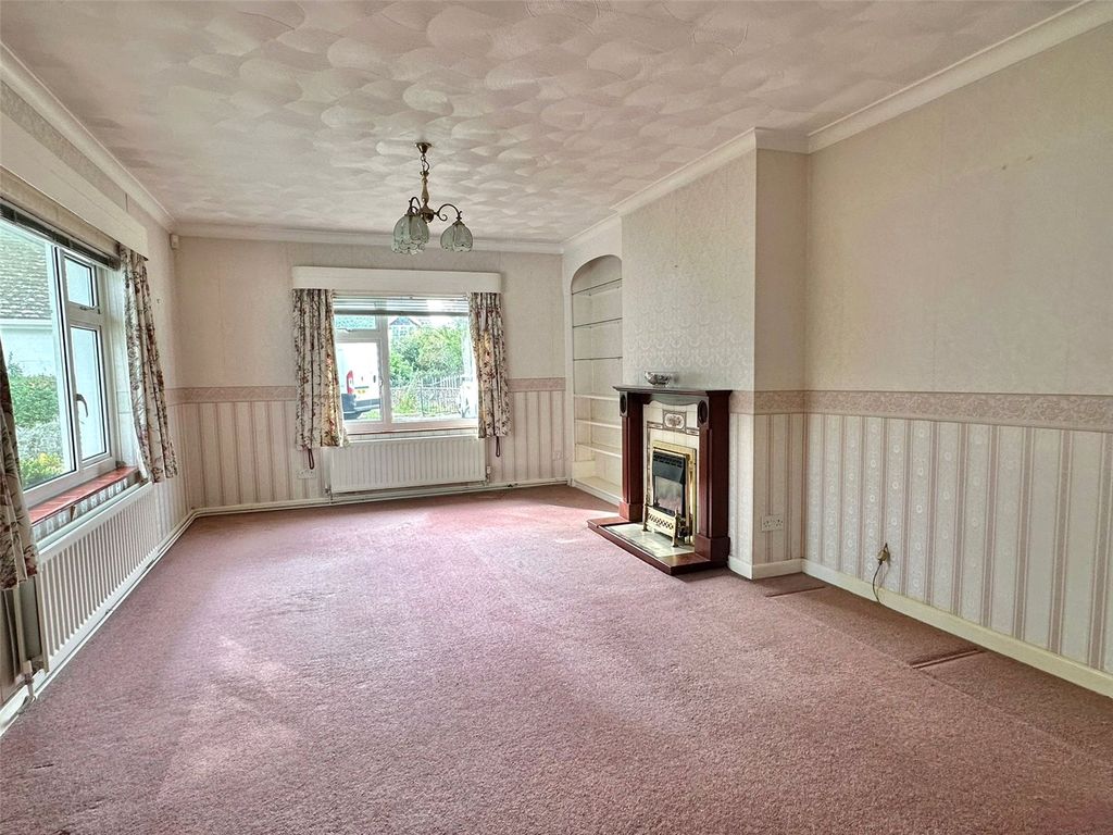 Property photo 3 of 23 Picture No. 18