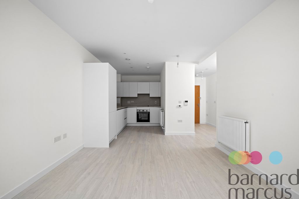 Property photo 3 of 9 Living Room