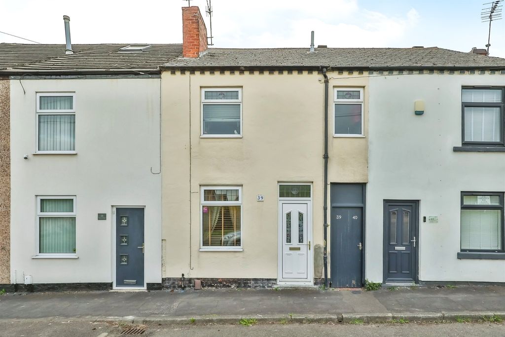 Property photo 2 of 17